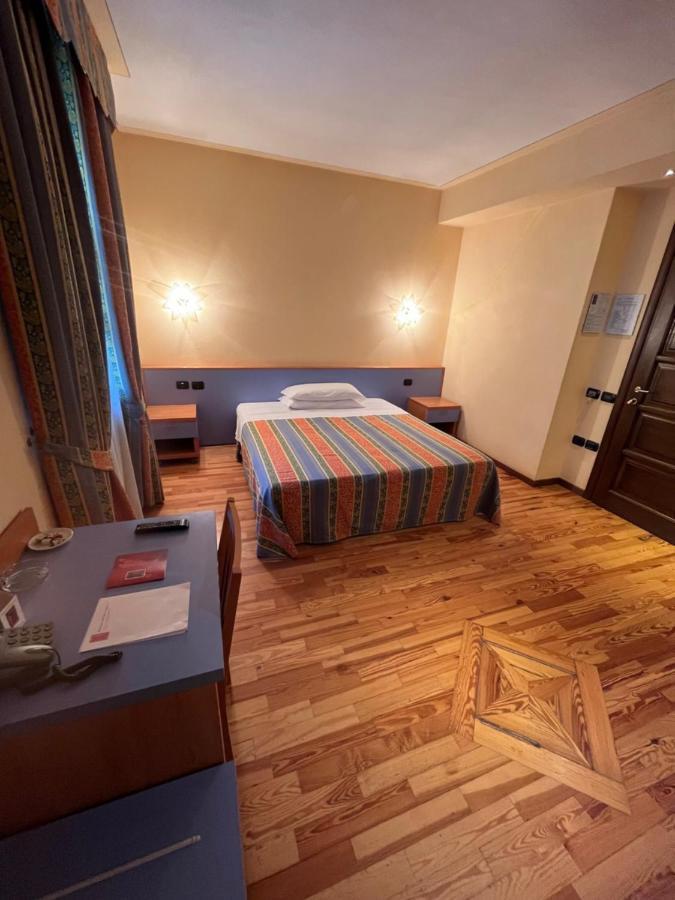 Hotel Ristorante Del Peso San Michele Mondovi Luaran gambar