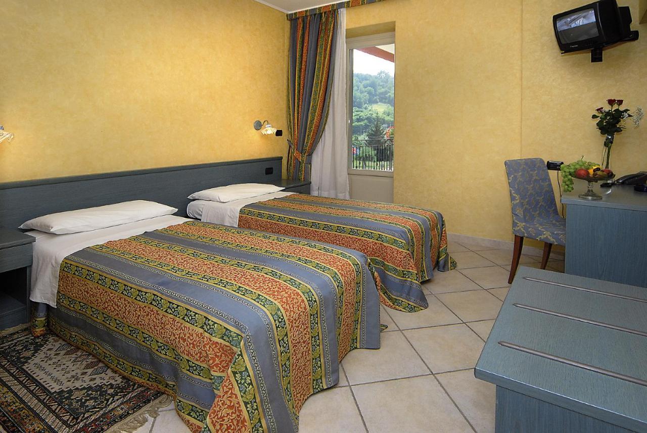 Hotel Ristorante Del Peso San Michele Mondovi Luaran gambar